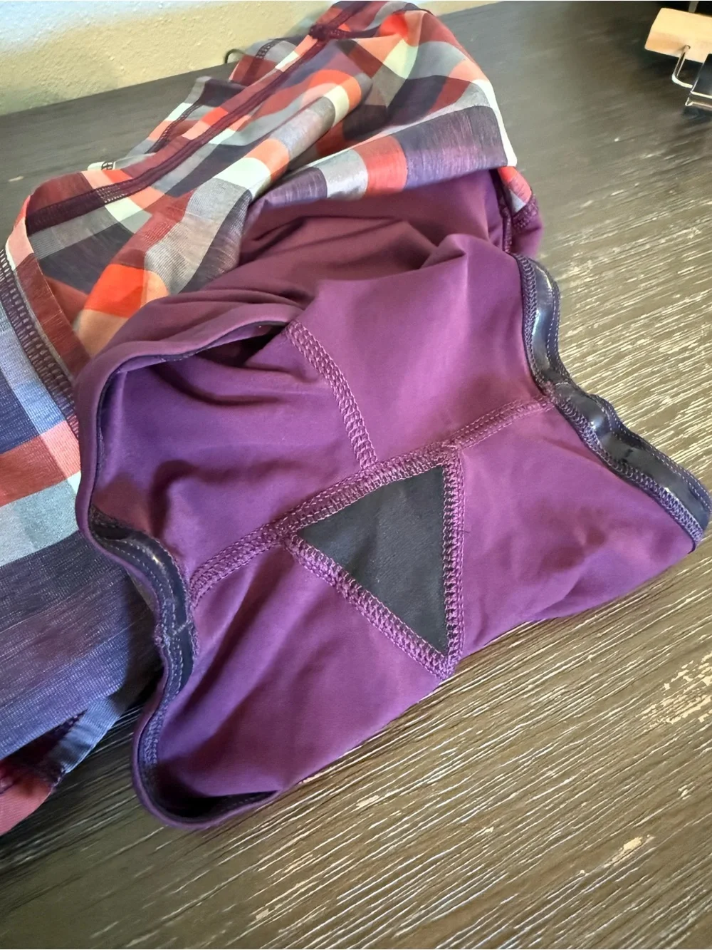 Lululemon athletica Purple Red Checkered Plaid Skirt Size 4